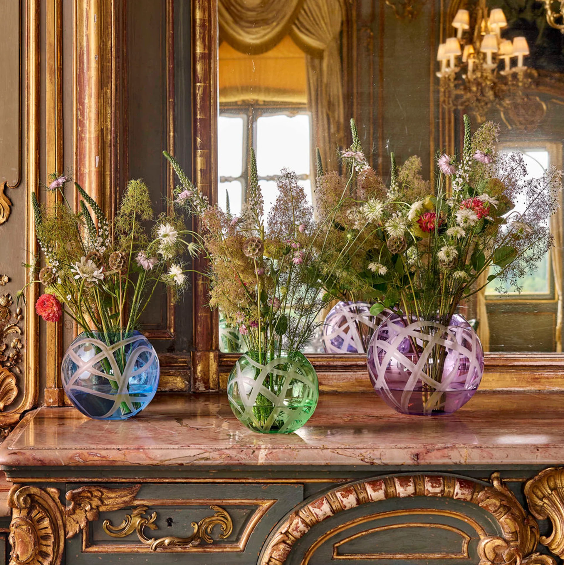 Medium Ribbon Vase - Image 2