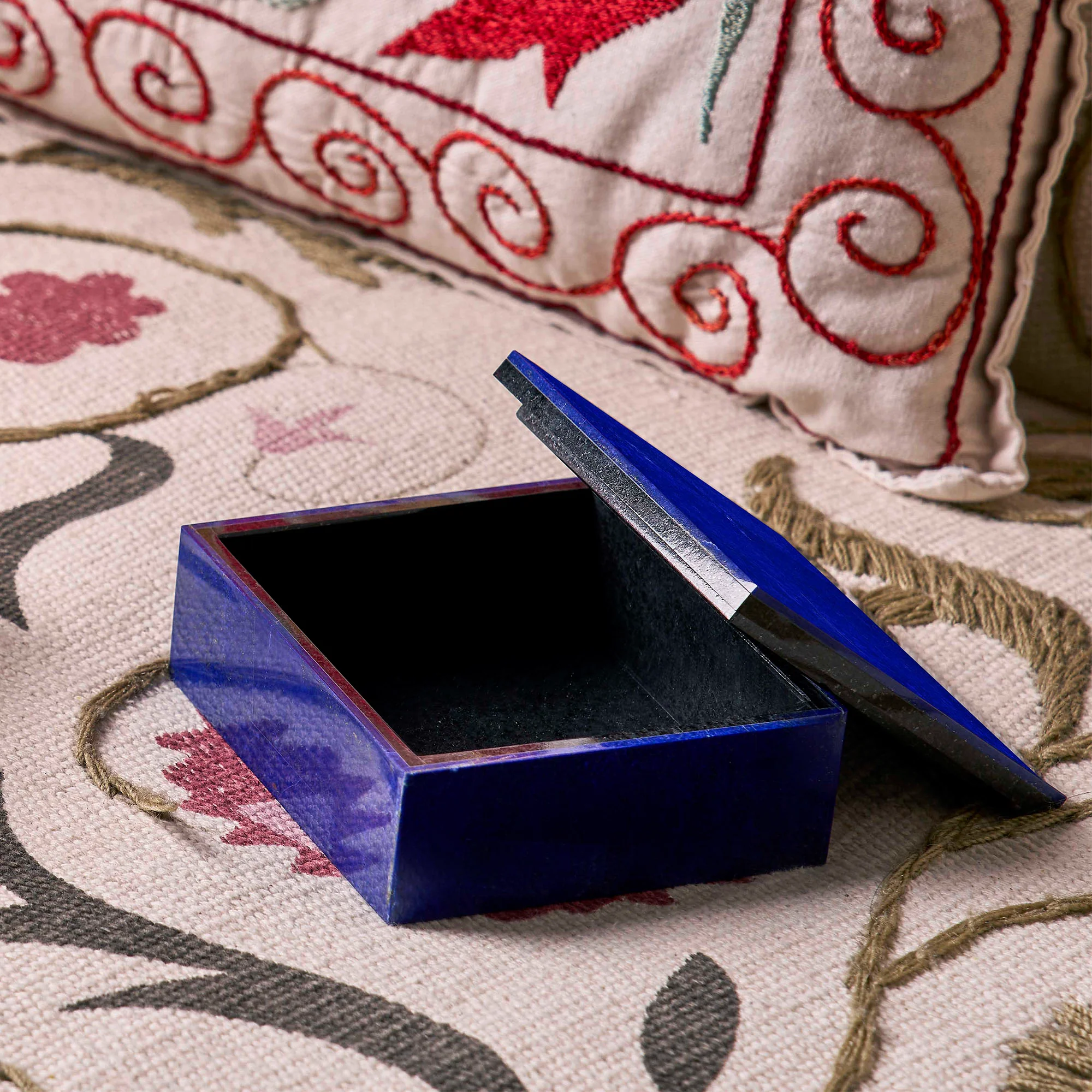 Small Lapis Lazuli Semi-Precious Stone Box - Image 2